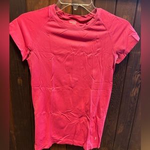 Danskin Now size small fitted workout t shirt